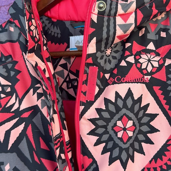 Columbia kids winter coat size medium - Picture 6 of 6